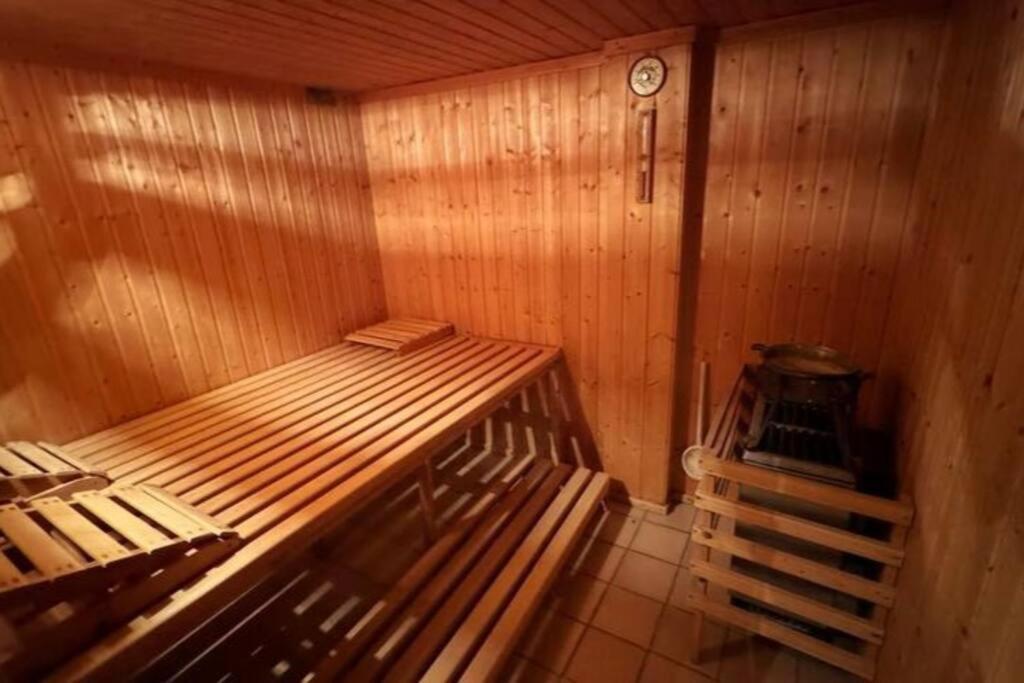Romantisches Alpenchalet - Mit Sauna Und Kamin - Ruhig Und Zentral Bad Tölz Exterior foto